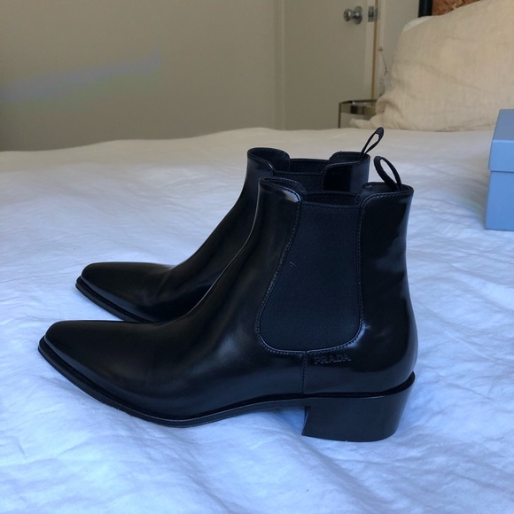 Prada Black Leather Square Toe Chelsea Boots New - Picture 5 of 10